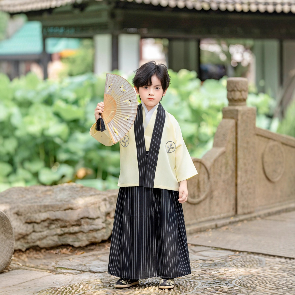Childrens Yellow Japanese-style Kimono Set