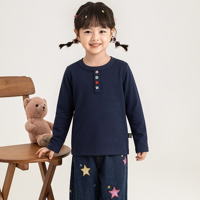 Cute Star-button Long-sleeve Top