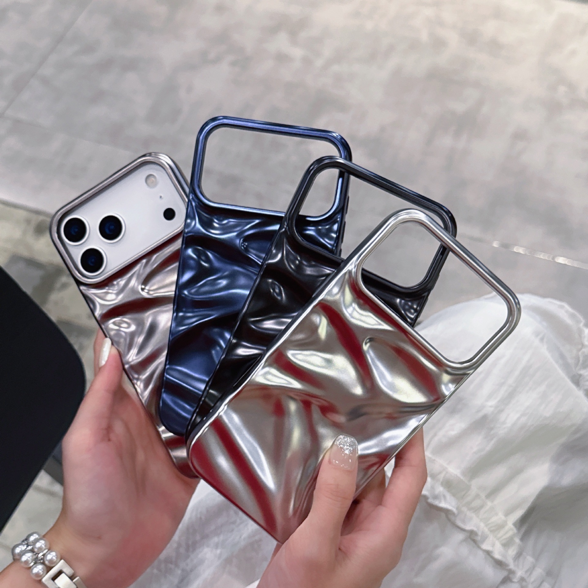 Matte Electroplated Silver Pleated Phone Case