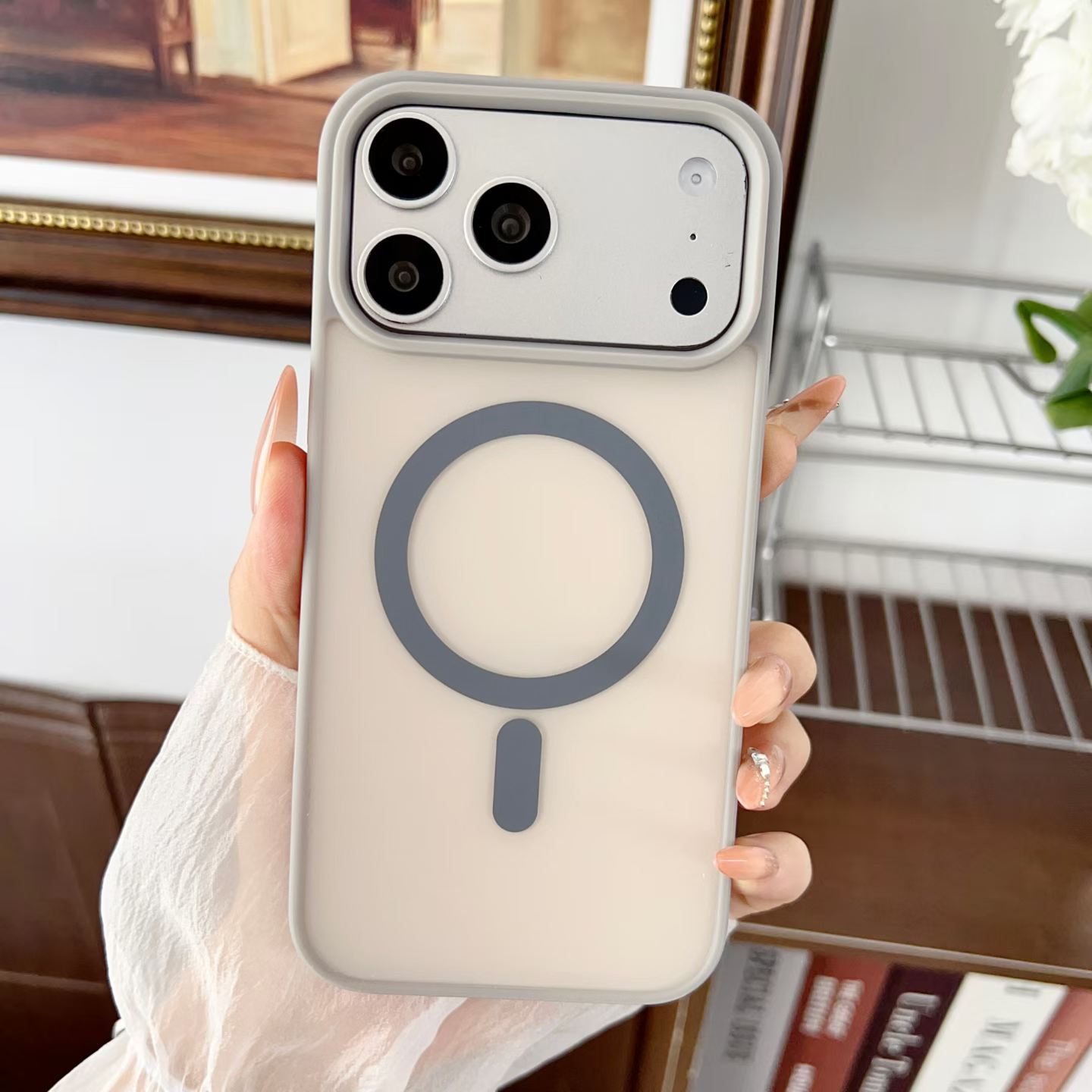 Magnetic Skin-feel Contrasting-color Phone Case