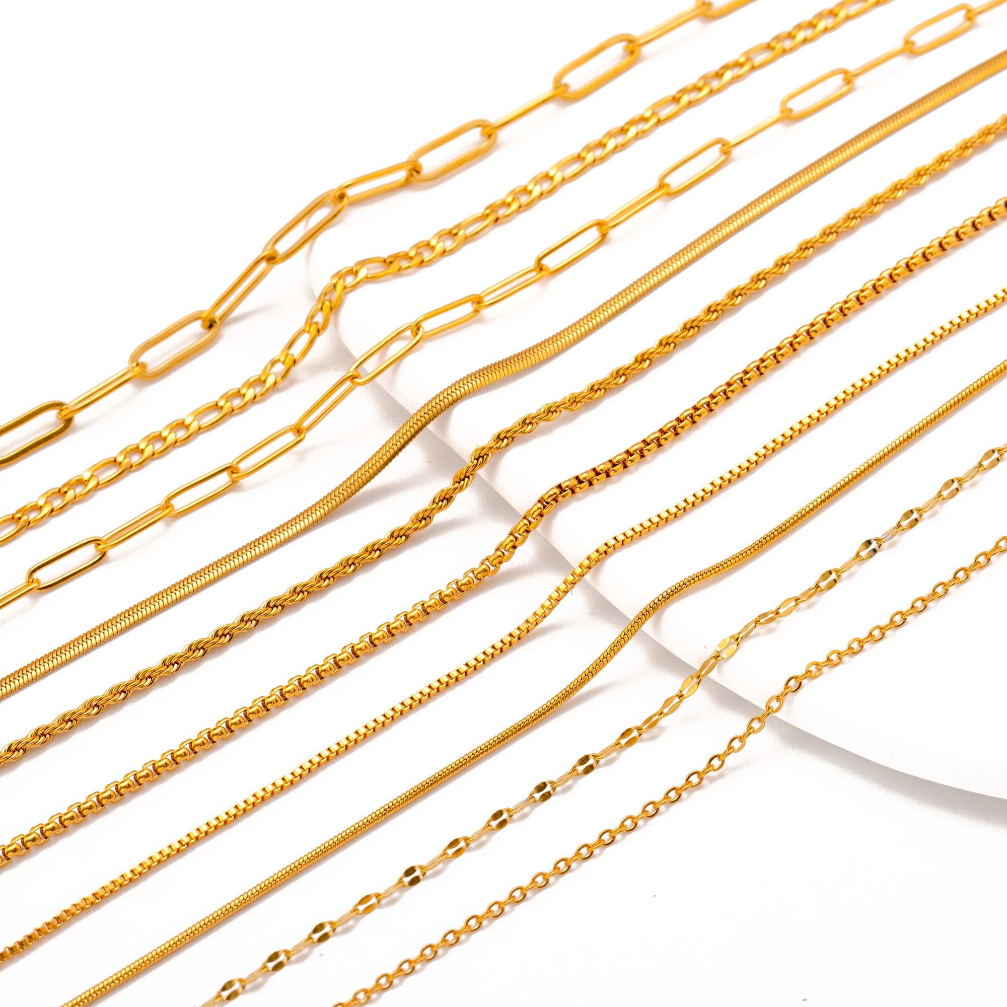 5-Pack 18K Gold Color PVD Plated Stainless Steel Cuba Cross O Ripple Twisted Chain…