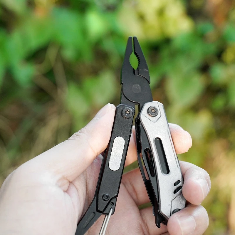 Multitool, 9-in-1 Stainless Steel Multi Tool Pocket Knife with Screwdriver Self-locking…