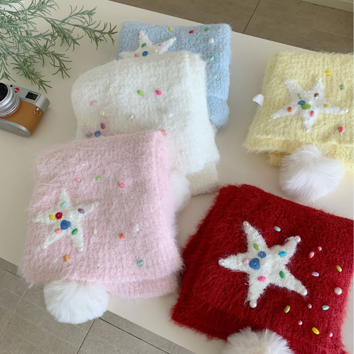 Women's Plush Knitted Scarf Warm And Extra-thick