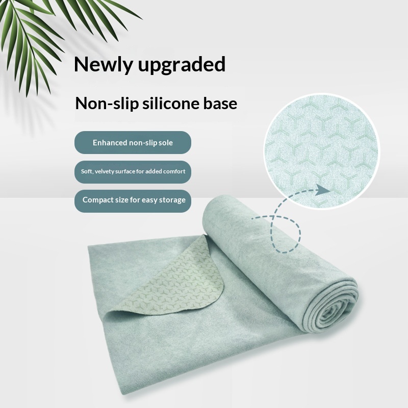 Silicone-backed Skin-friendly Antibacterial Yoga Mat Towel