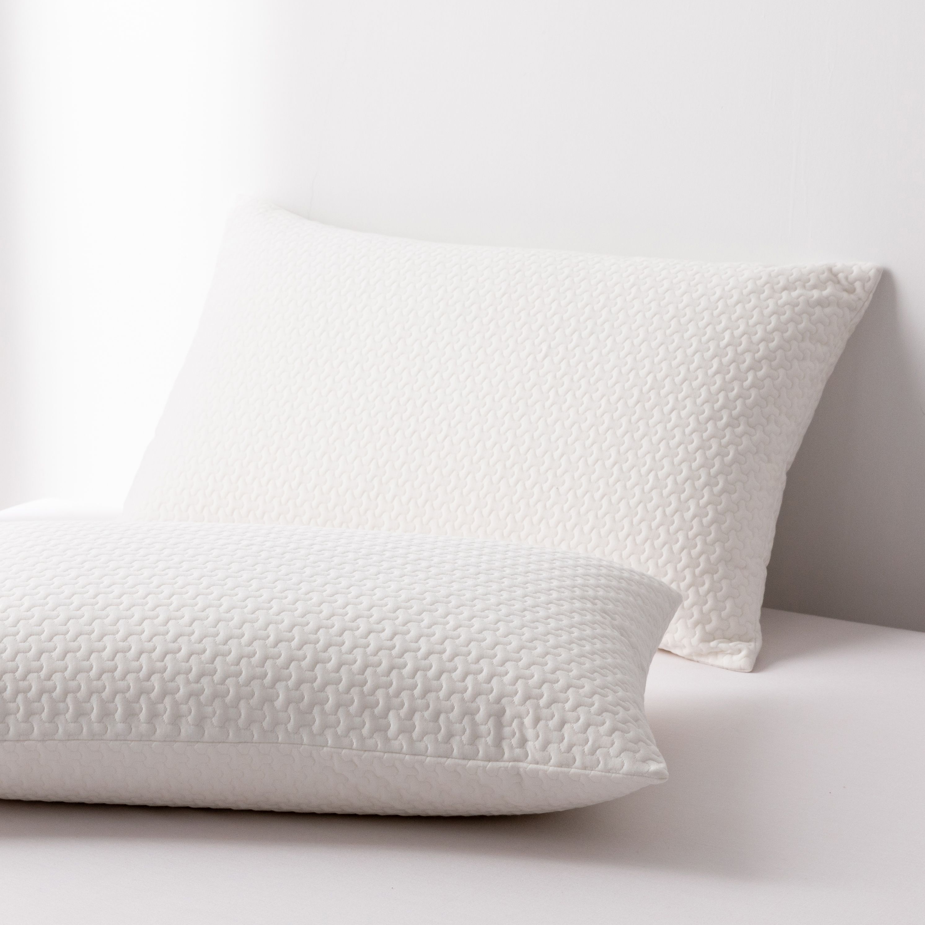 Portable Quilted Headrest Cover With Isolation Layer