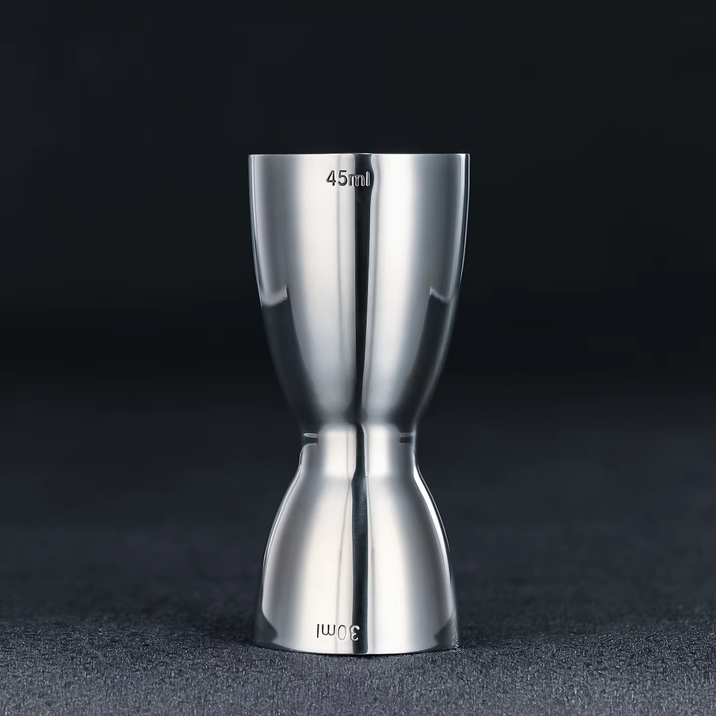 Bar Legend U-shaped One-piece Measuring Cup With Graduations