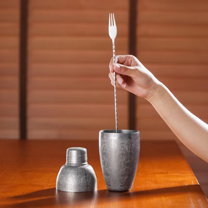 Classic Thin Long Bar Spoon For Right-handed Use