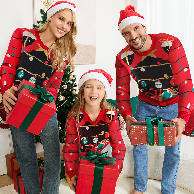 selling Jacquard Christmas Tree Sweater A Relaxed Laid-back Style For Couples