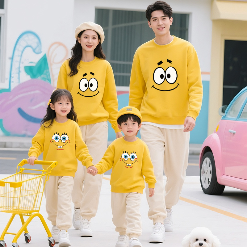Parent-Child Matching Sweatsuits New FallWinter Styles For Families Of Three Or Four…