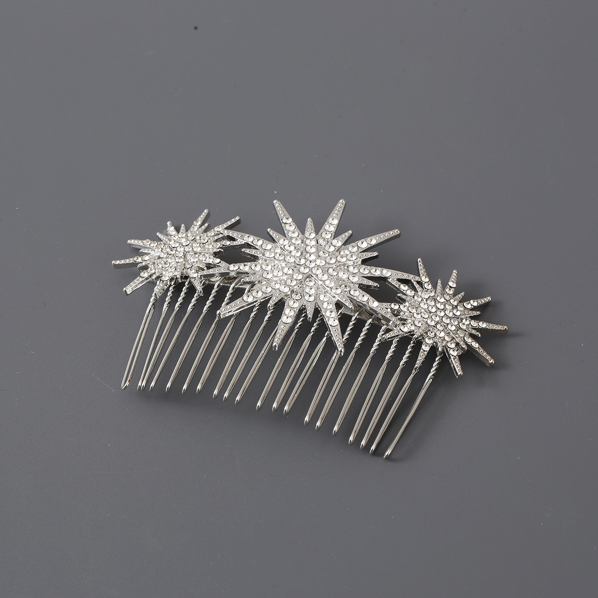 Large And Small Diamond-studded Vintage Hair Comb With A Starry Design