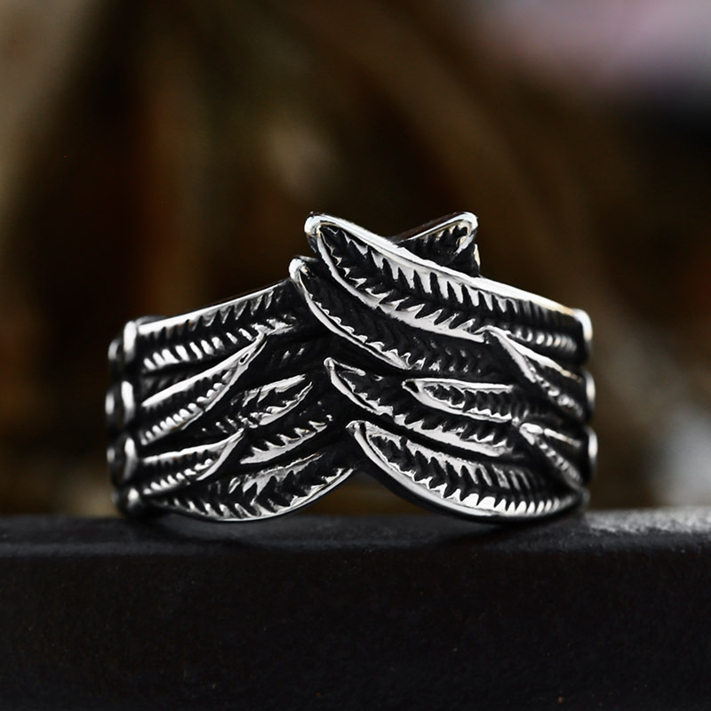 Retro Personality Feather Titanium Steel Ring