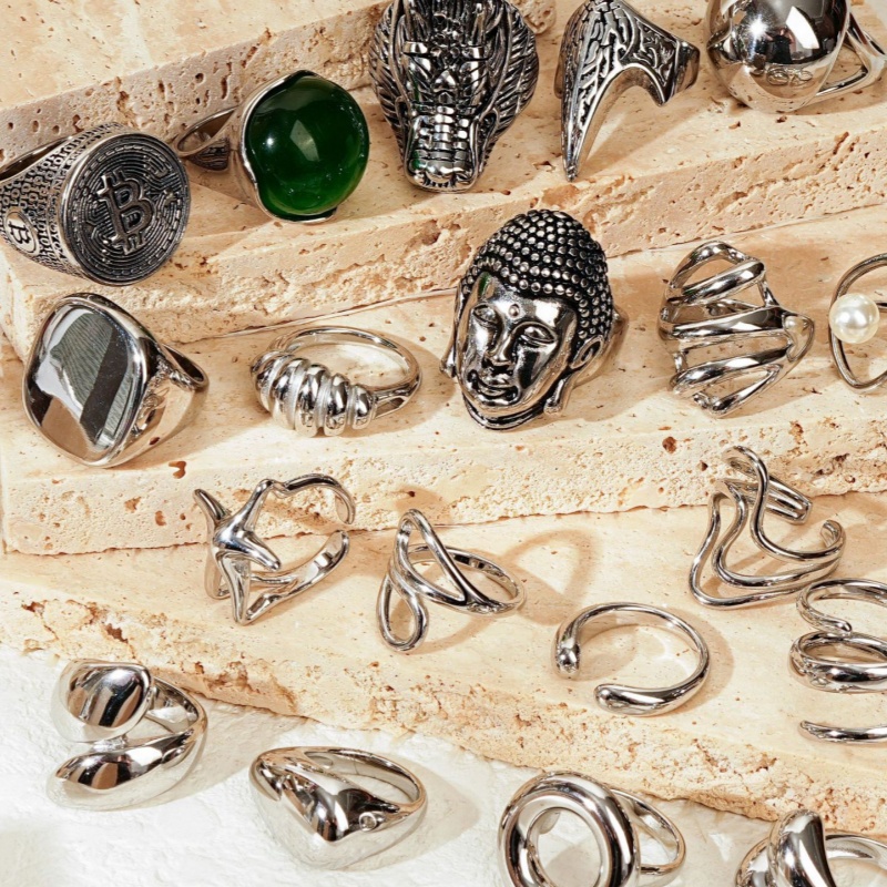 European And American Hip-Hop Retro Punk Ring