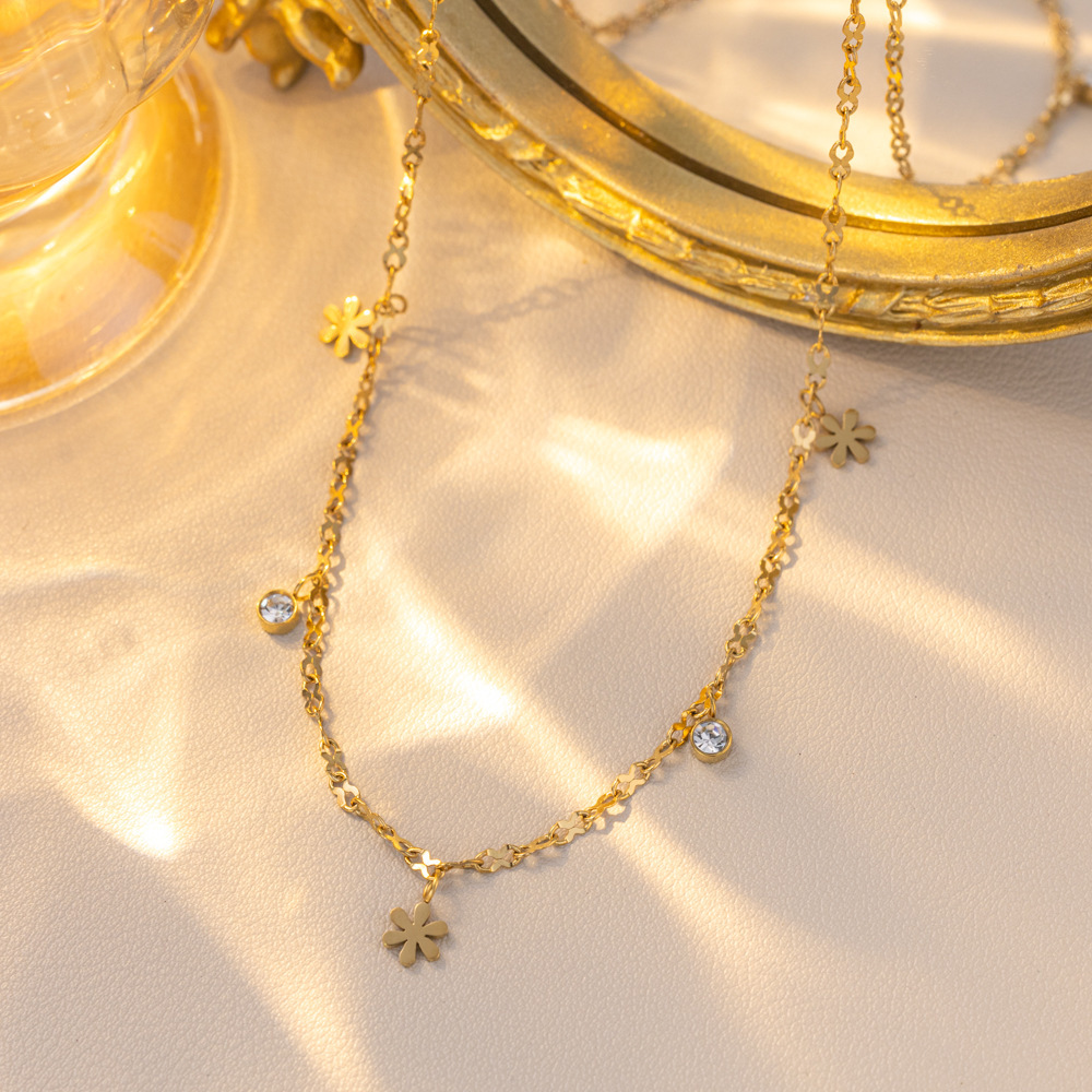 Fashion Titanium Steel Necklace In A Casual Style