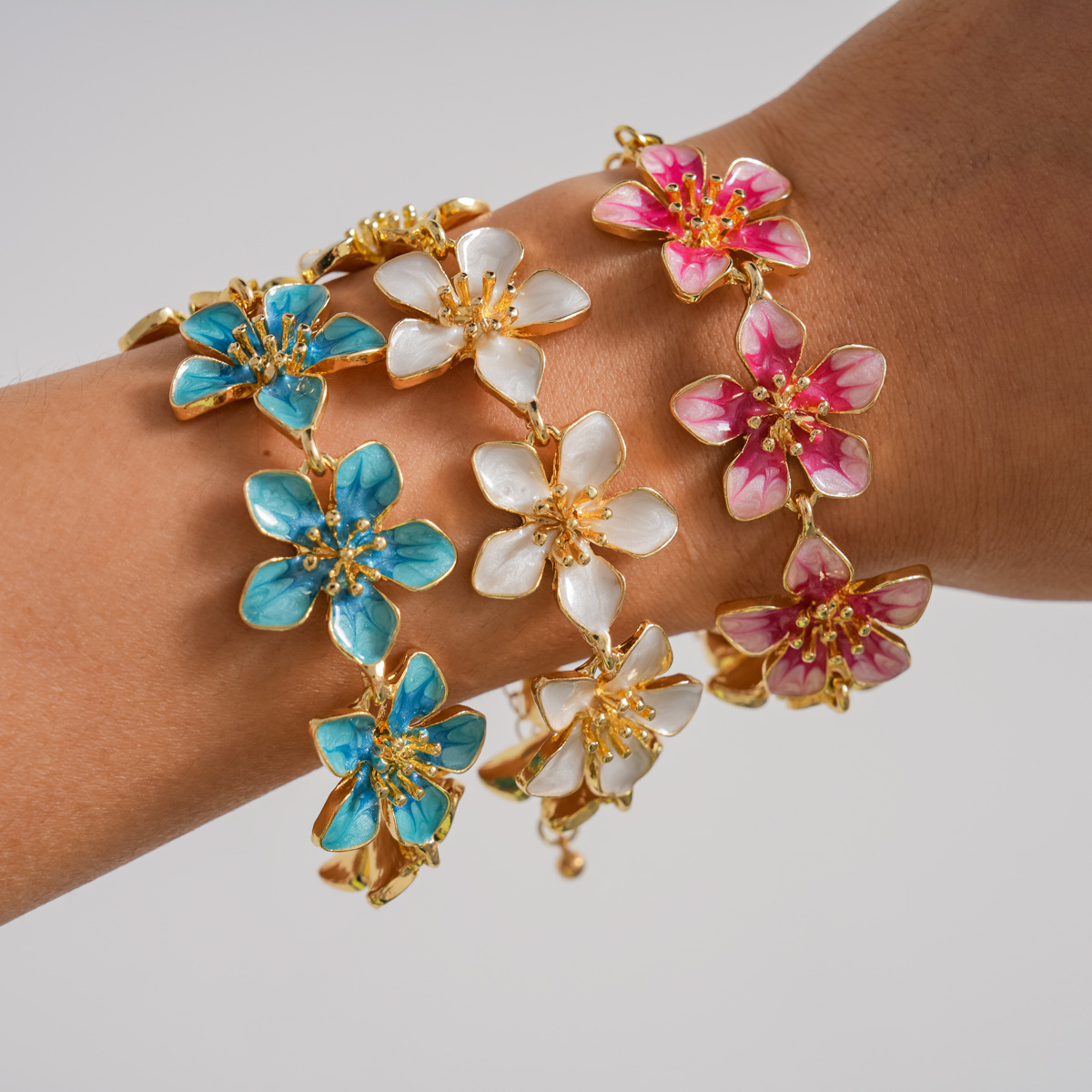 Metal Drip-oil Flower Mosaic Bracelet For Women