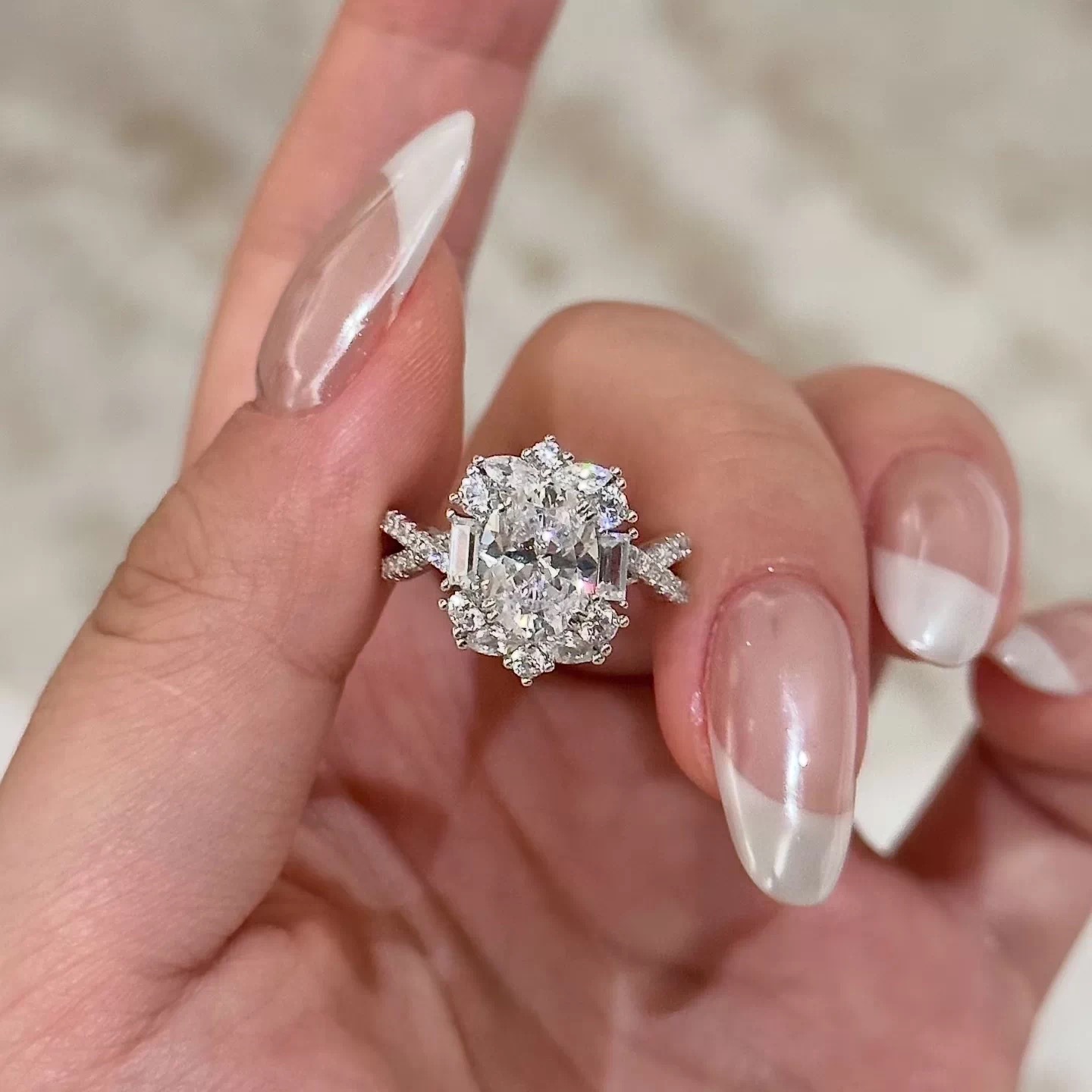 Sparkling Moissanite Single Diamond Diamond-shaped Sugar Cube Ring For Women, Luxurious…