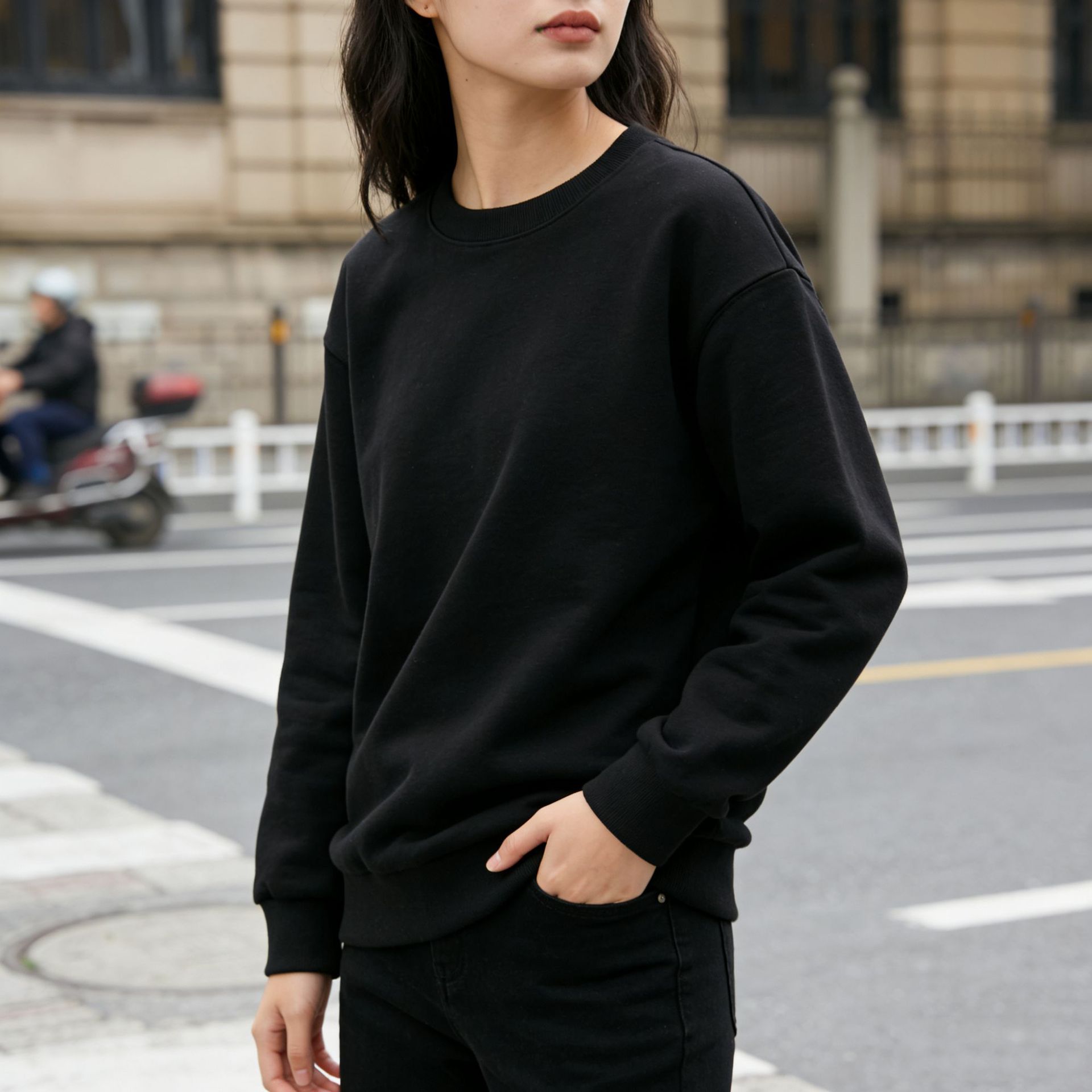 Crew-Neck Sweatshirt Womens Long-Sleeve Top
