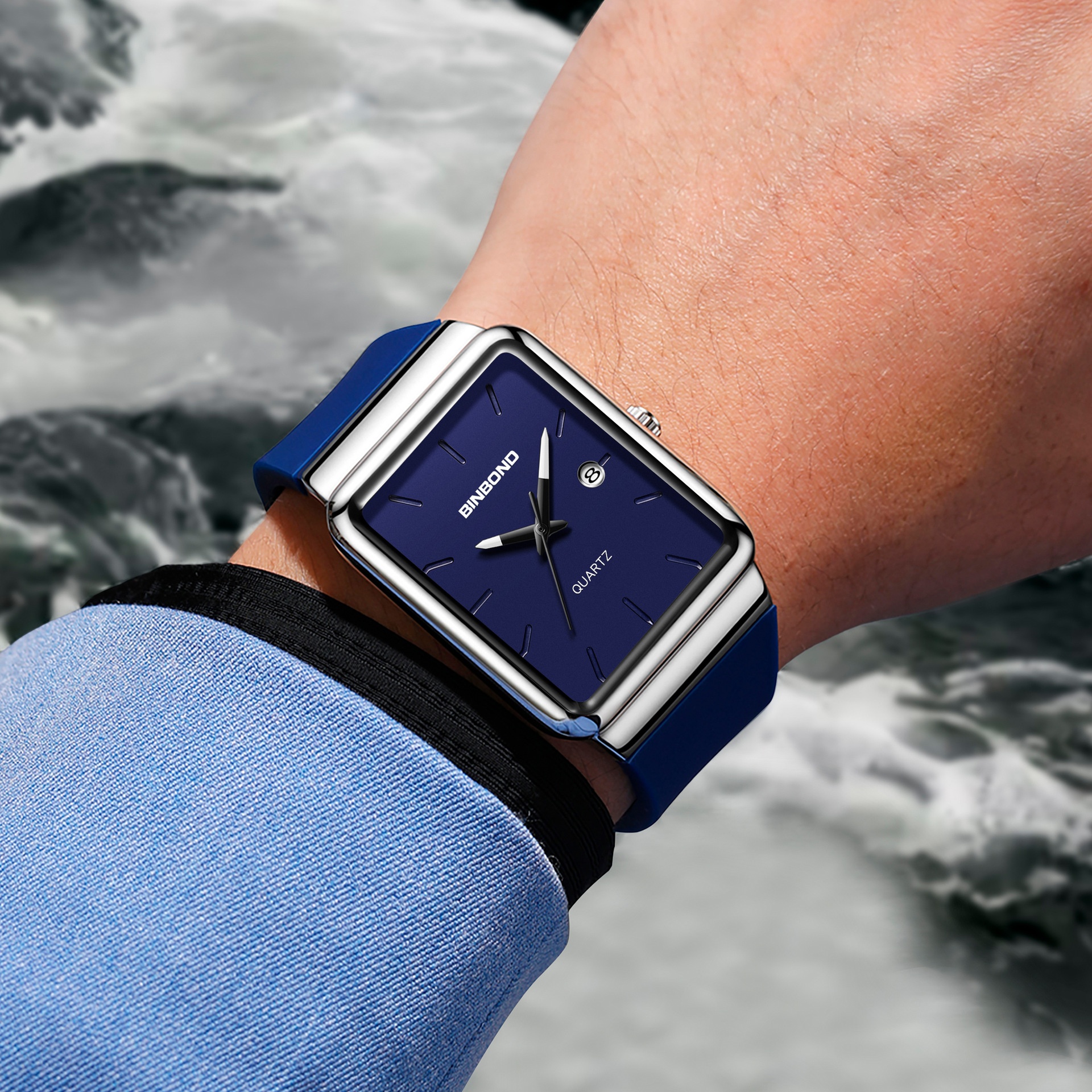 Sleek And Stylish Waterproof Mens Watch