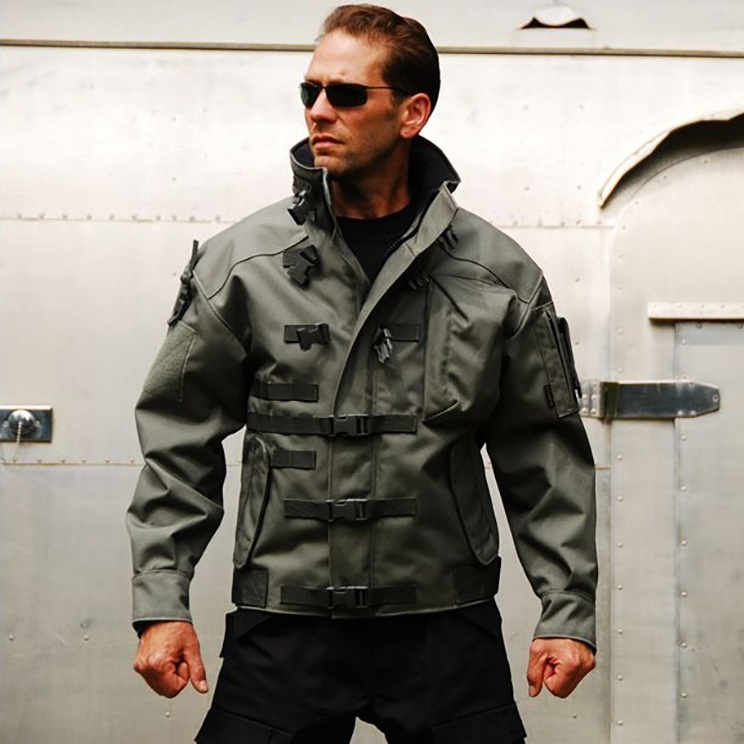 Outdoor Windproof And Water-resistant Wide-fit Shell Jacket