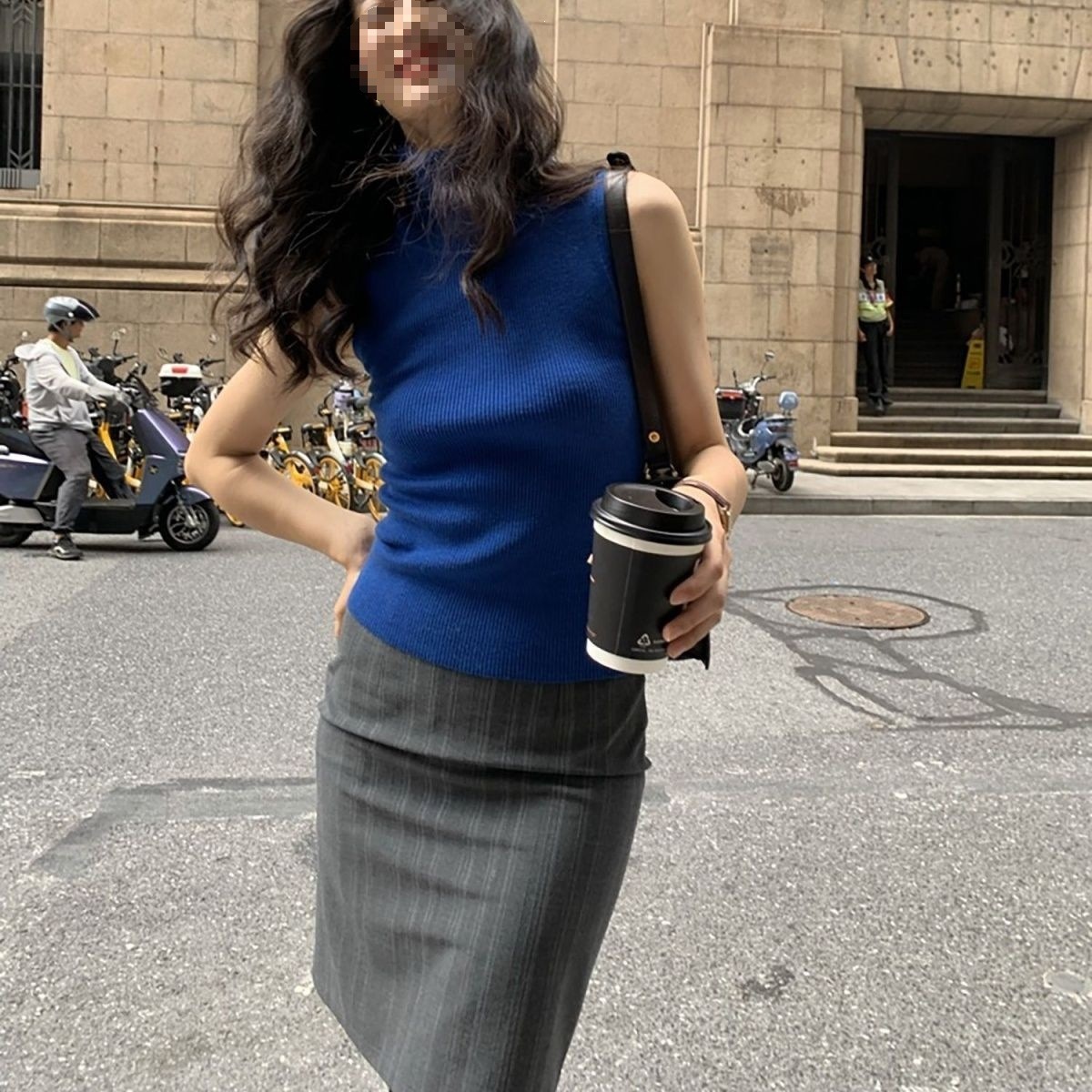 High-waisted Versatile Midi Skirt With A Back Slit