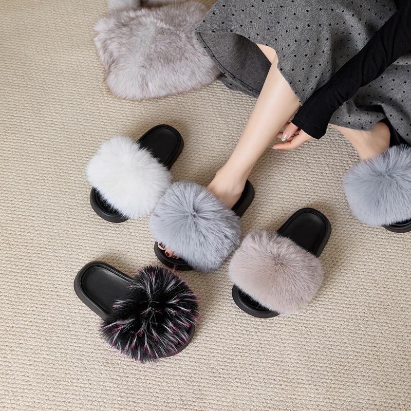 Fashionable And Casual Faux Fox-fur Slippers For Women