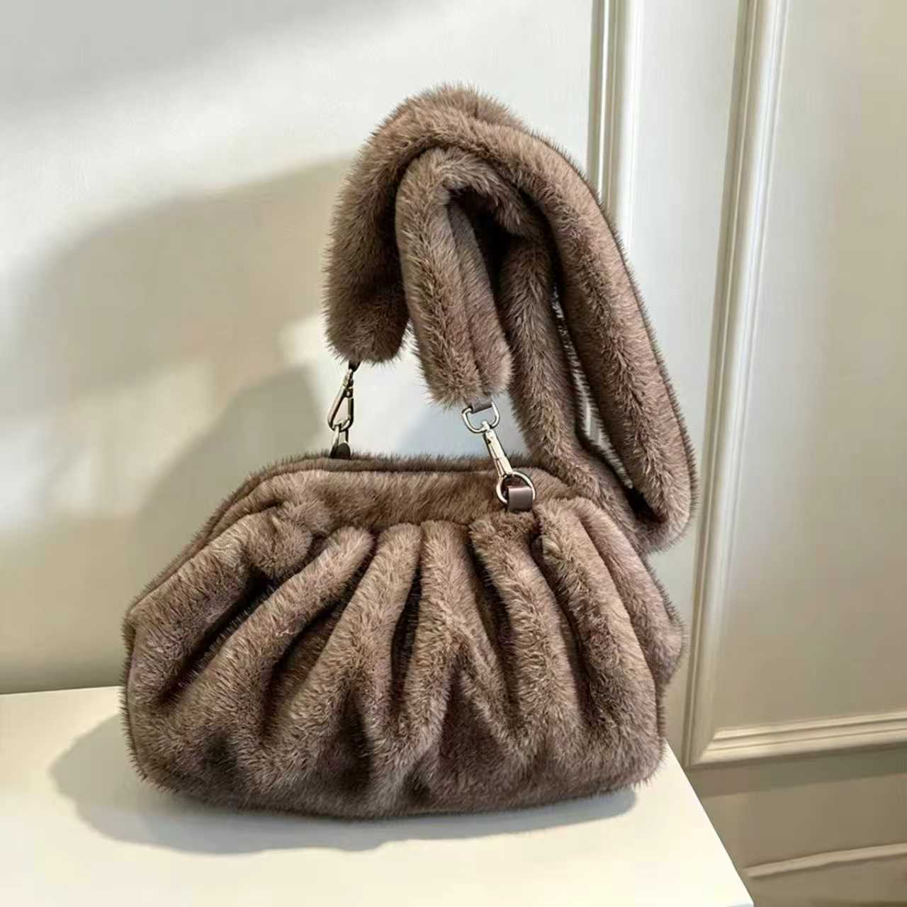 Plush Shoulder Bag Women's Fashion Imitation Mink Fur Pleated Cloud Bag Autumn And Winter…