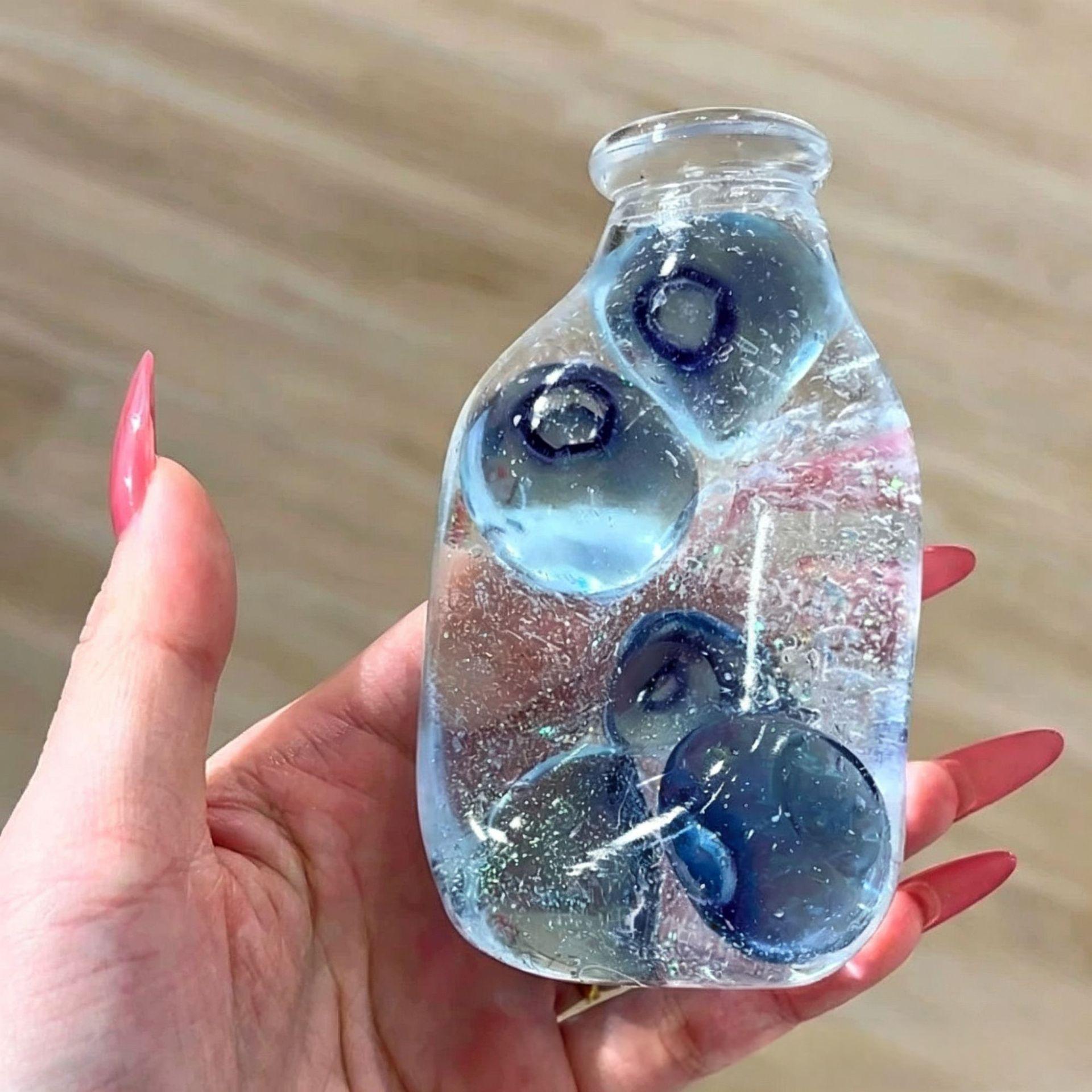 Soda Bottle Squeeze Toy With Quicksand