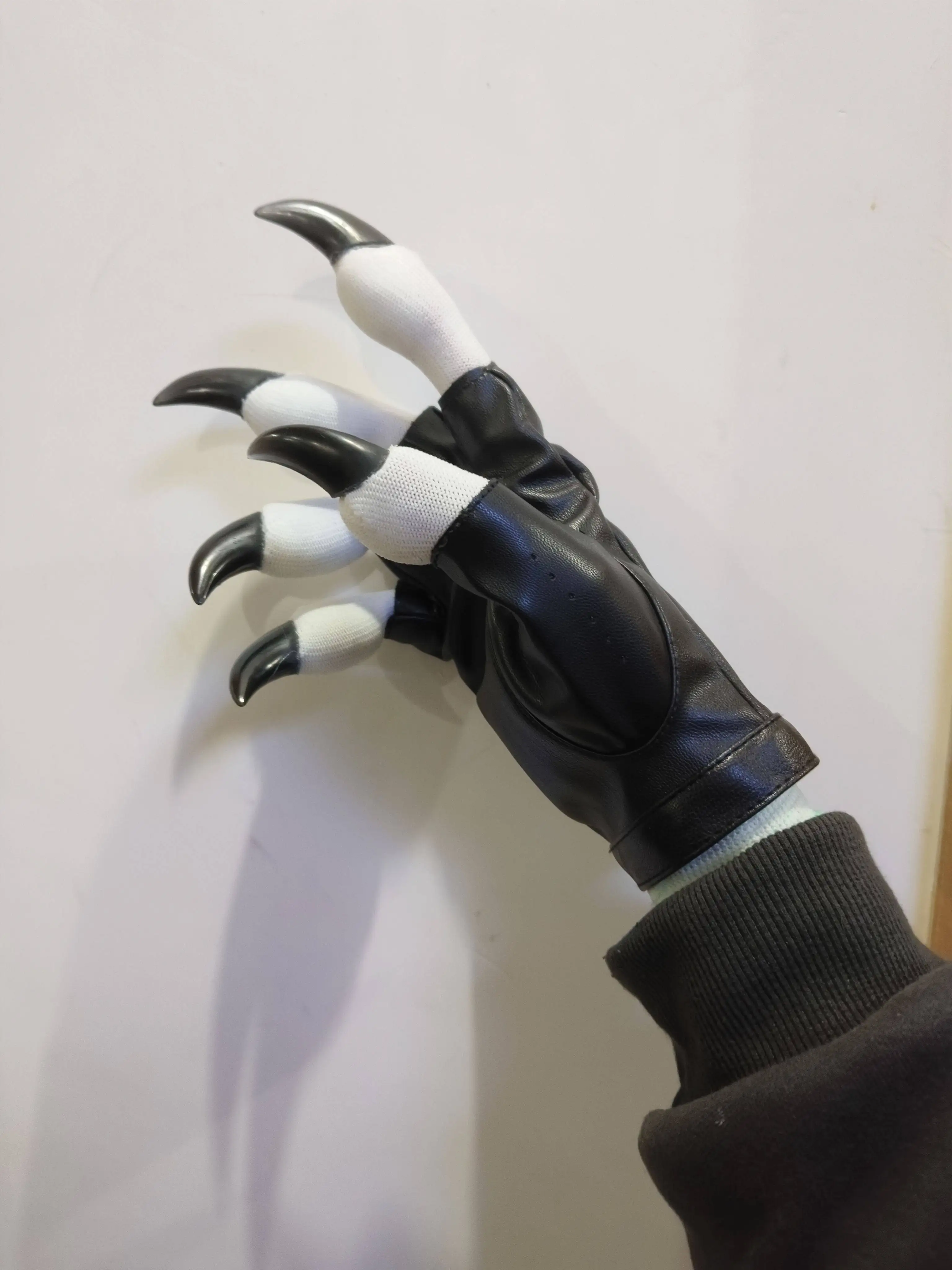 Furry Fursuit Claw Gloves Unisex PU Leather Animal Paws with Simulation Nails Breathable Cosplay Accessories for Halloween photo 5