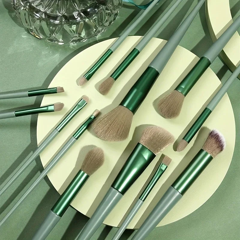 Makeup brush set: Soft and delicate, it includes eyeshadow, foundation,  It is the perfect birthday gift for mothers or women. photo 4