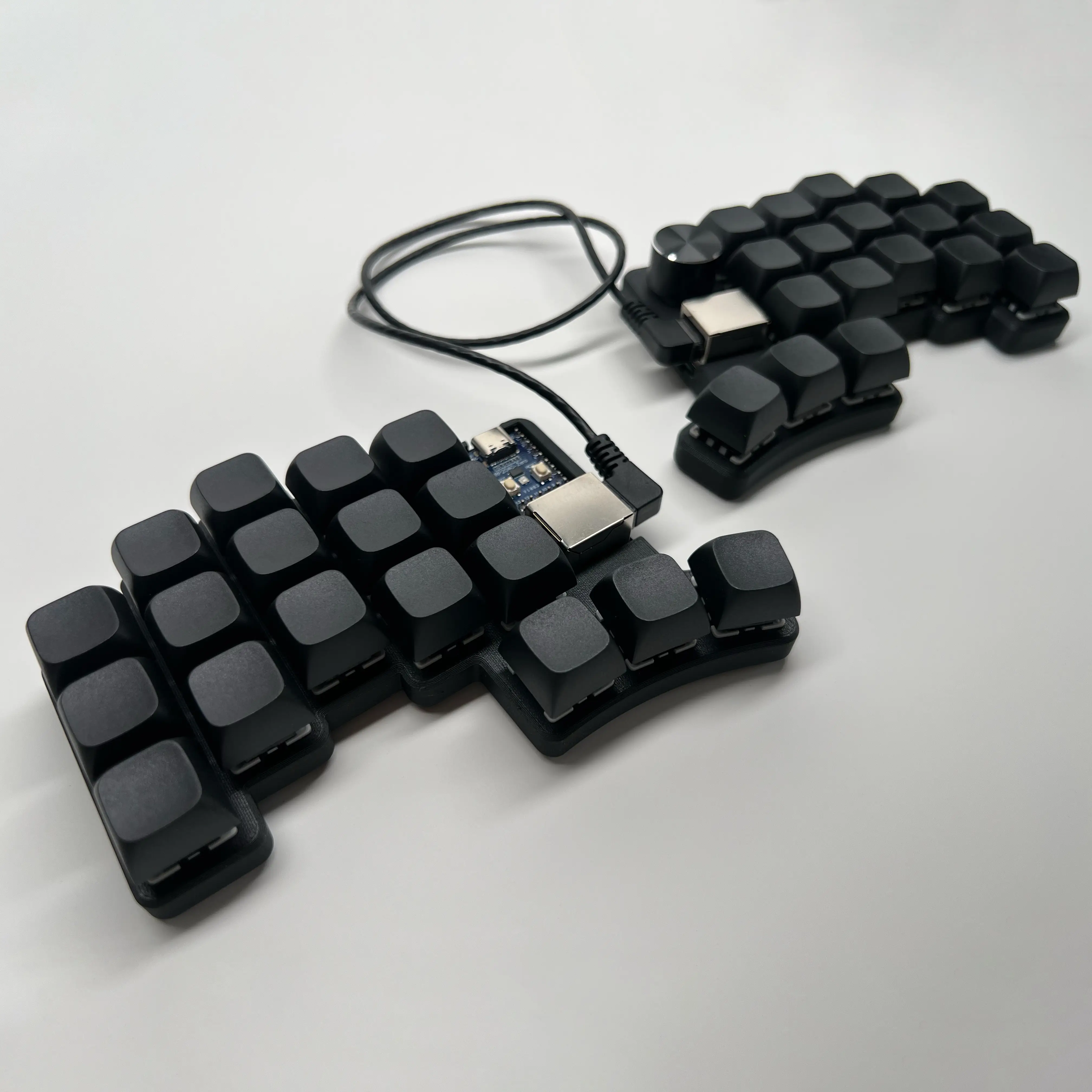 Cheapino V2 Split Keyboard - MX Silent Switches Wired QMK Firmware Vial Ergonomic Mechanical Keyboard Pre-soldered DIY Kit photo 3