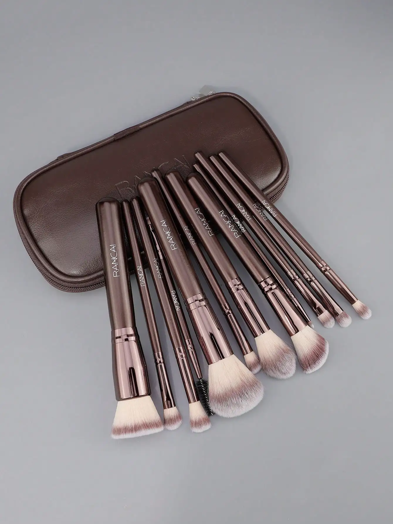 12pcs Brown Makeup Brush Set With PU Zipper Bag, Wooden Handle With Soft Synthetic Bristles, Suitable For Face And Eye Makeup photo 2