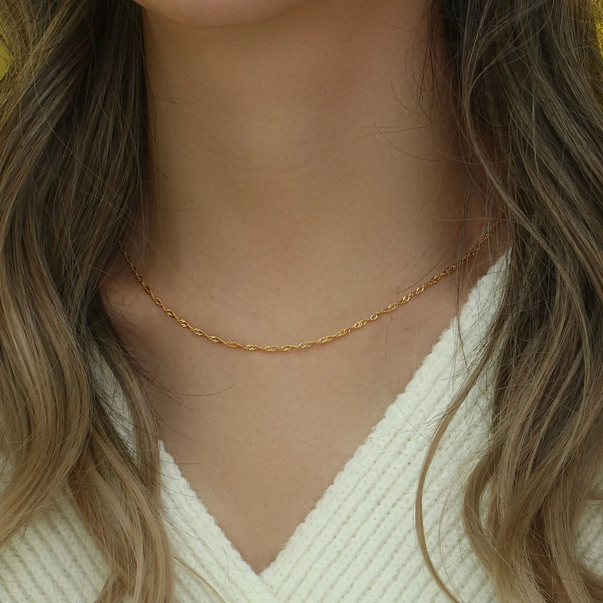 Exquisite Gold Plated Stainless Steel Thin Chain Necklace for Women Simple Style Clavicle Chain Female Jewelry photo 6