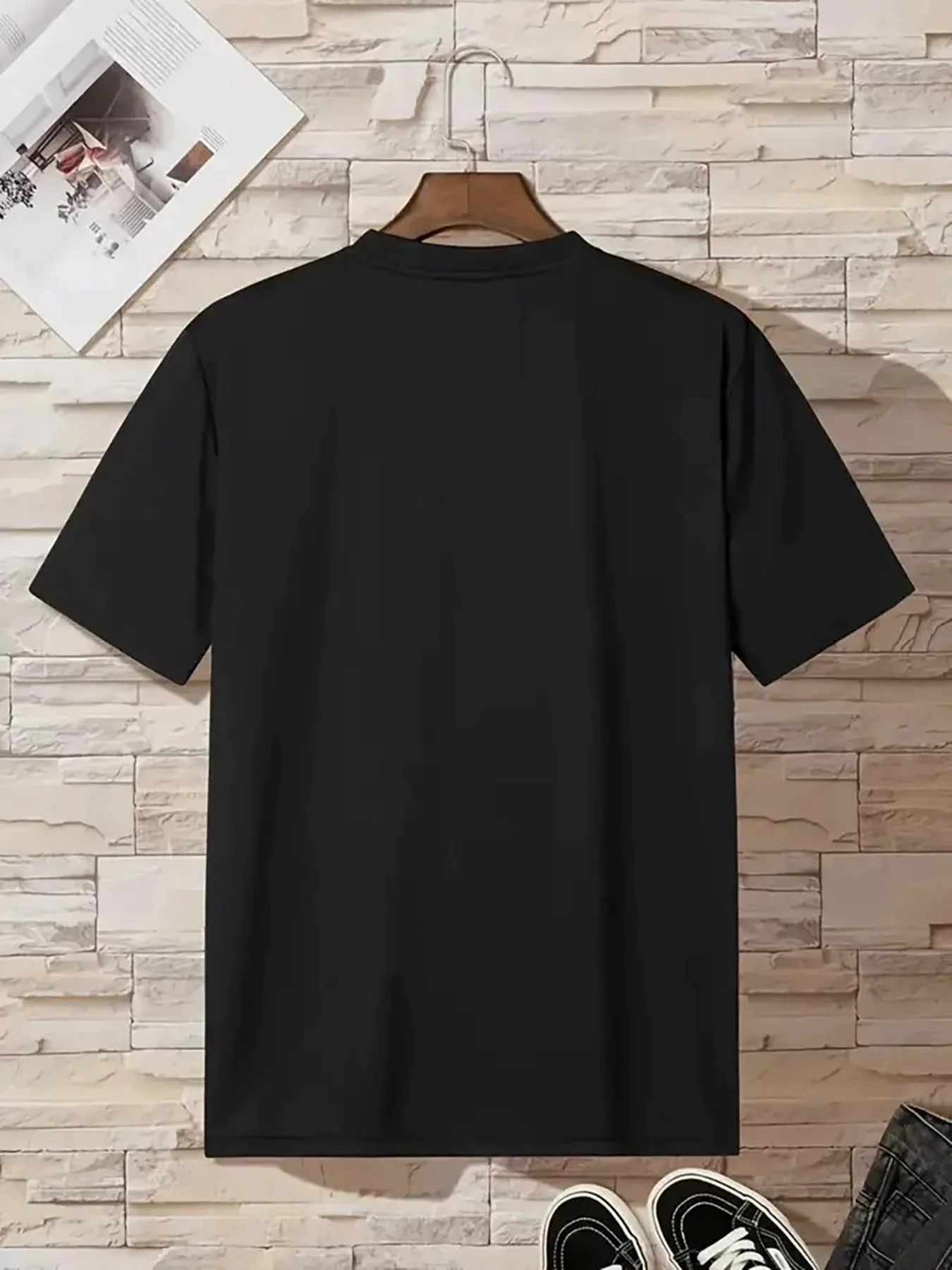 Classic Graphic Print T-shirt Polyester Crew Neck Regular Fit Men Women Daily Wear Tops photo 2