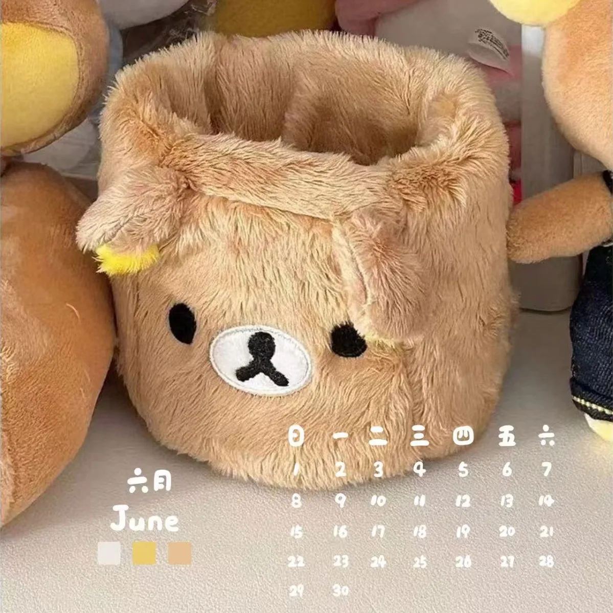 Plushes Pencil Holder Cosmetics Pen Container Kawaii Desk Accessories Office Organizer Kid Stationery Storage Box Gift photo 4