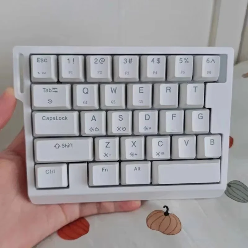 HE30 Mechanical Gaming Keyboard 29keys Magnetic Switch 8000HZ Support Macro Programming RGB Light One-Handed E-Sports Keyboard photo 5