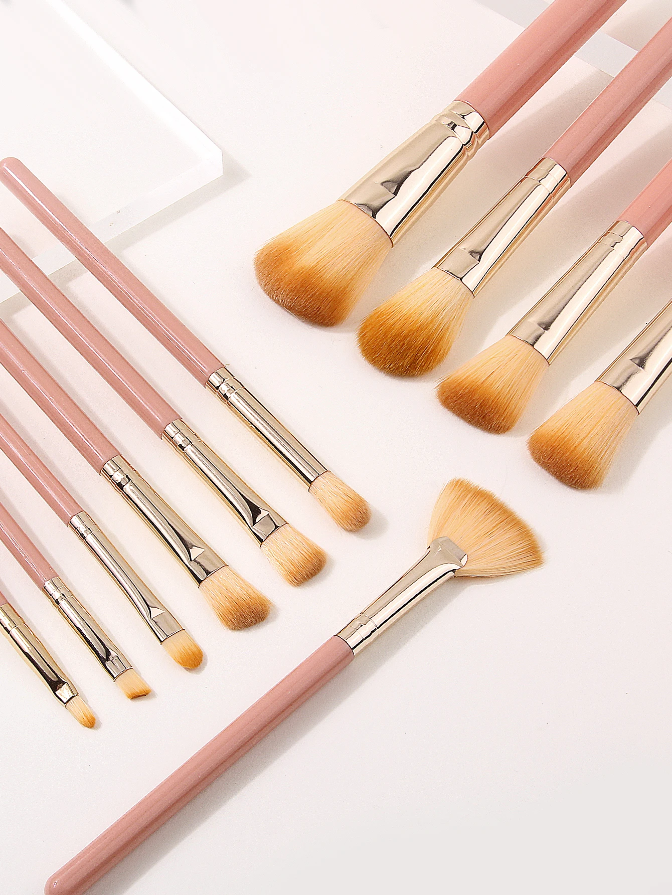Makeup Brush Set Soft Fluffy Professiona Cosmetic Foundation Powder Eyeshadow Kabuki Blending Make Up Brush Beauty Tool Makeup photo 4