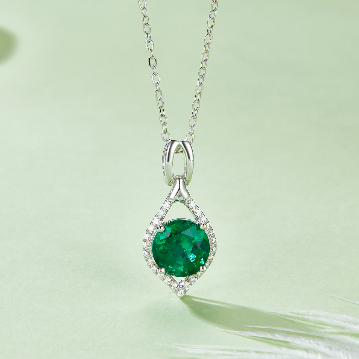 S925 Silver 2.7g Platinum Plated 2.3ct Lab-Created Emerald Necklace, 8mm Halo Pendant, 40&5cm photo 2