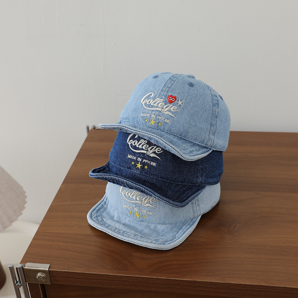 Baby Water-washed Denim Duckbill Hat With Heart-shaped Stars Embroidered On The Soft Brim - An Outdoor Casual Hat For Relaxation. photo 2