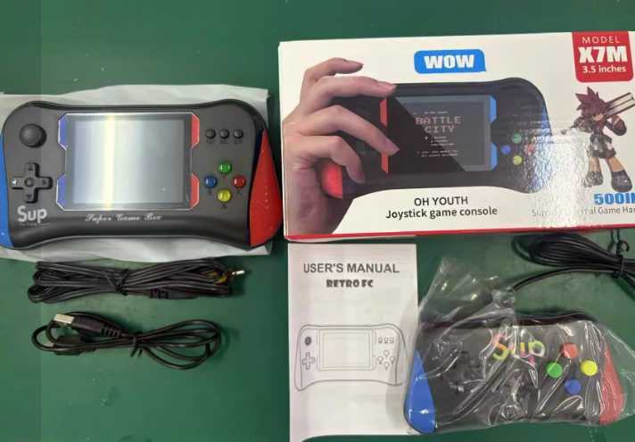 3.5'' 500 Classic Games Handheld Retro Video Game Console Player For Kids Adults photo 3