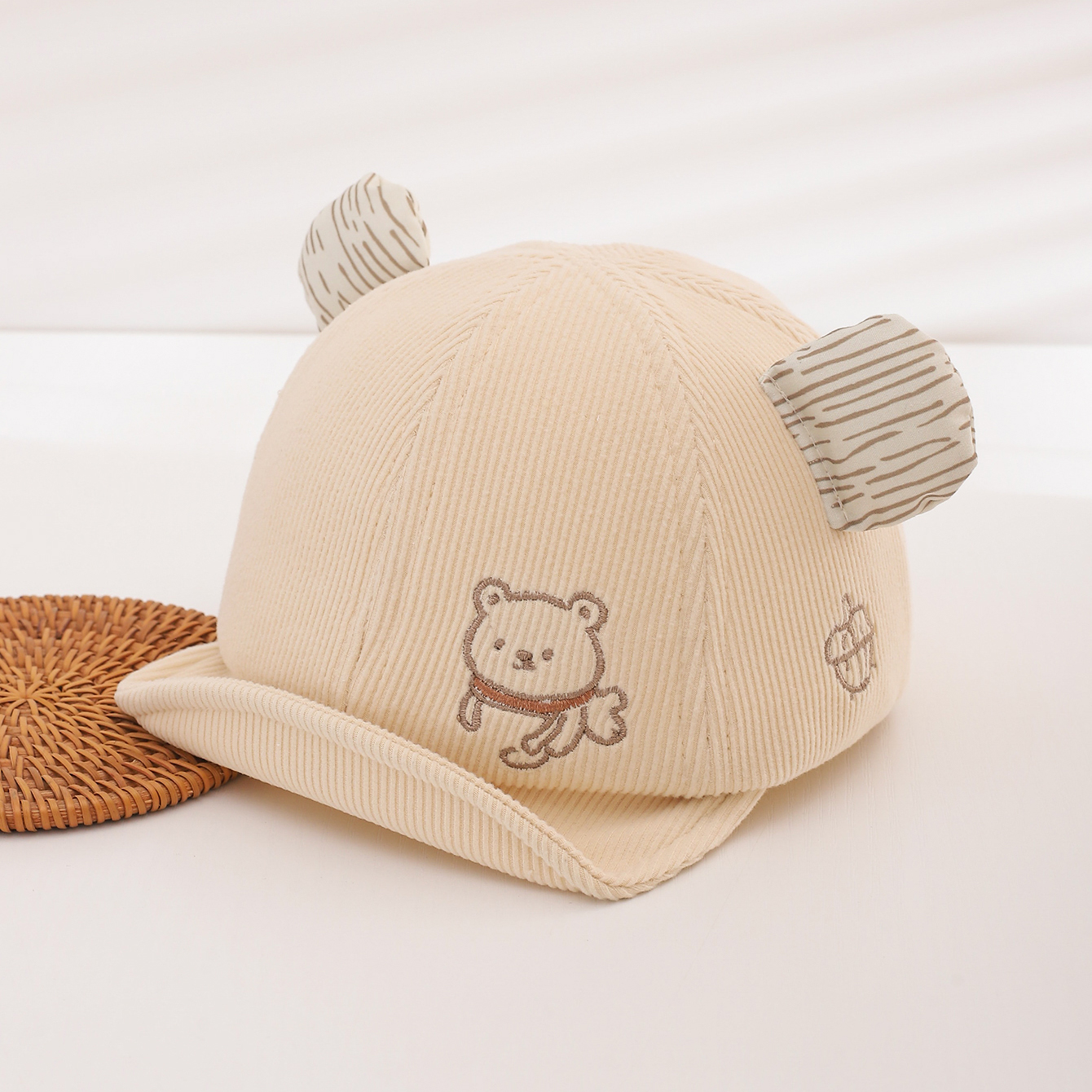 Fall Boys And Girls Bear Embroidered Soft Top Short Brimmed Hat For Baby Soft Corduroy Children's Outdoor Travel Hat photo 1