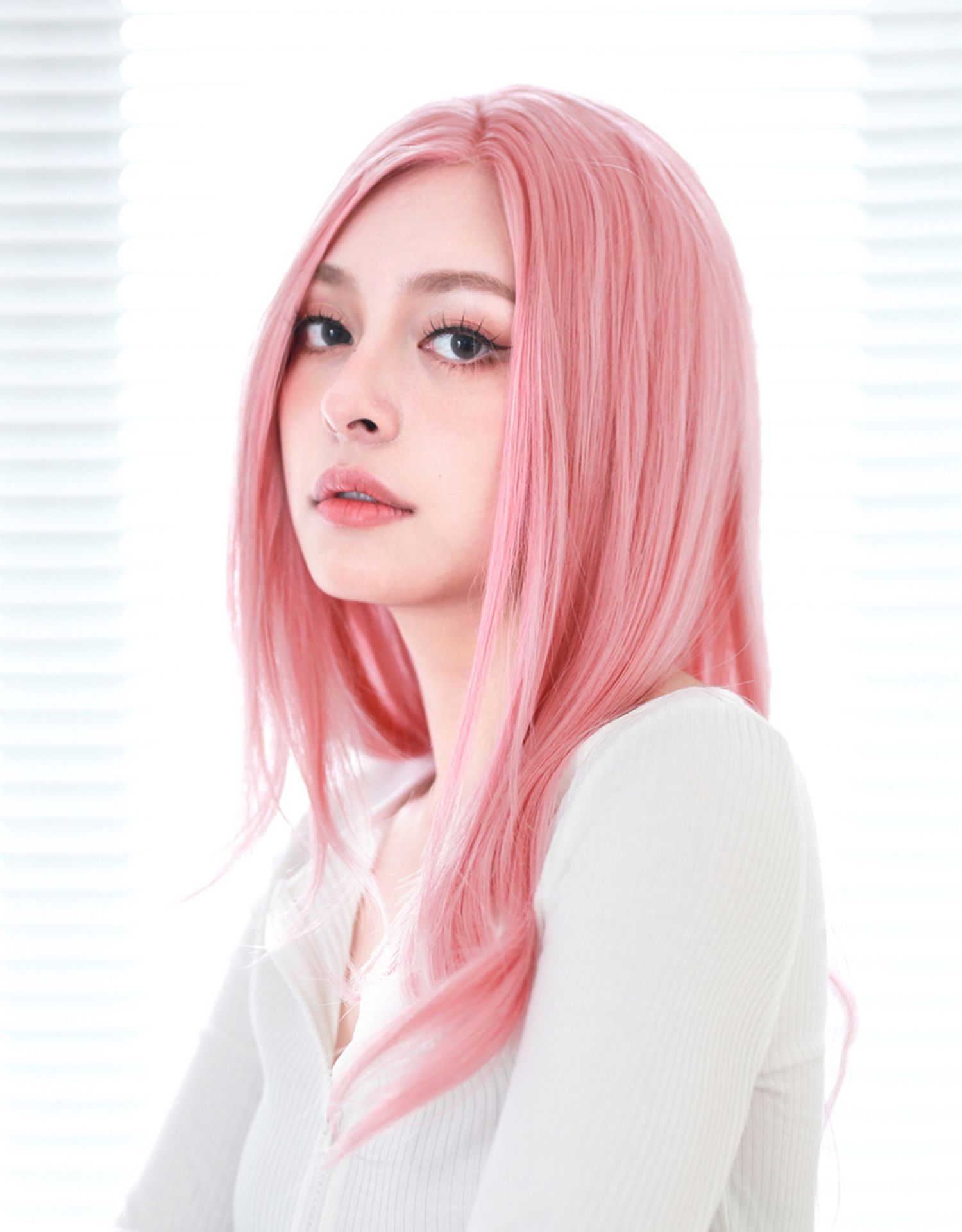 Natural Long Straight Hair Is Breathable And Comfortable photo 2