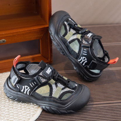2026 Summer New Kids Sports Sandals, Boys Anti-slip Toe-protection Sandals, Girls Hollow Out Breathable Beach Shoes photo 1