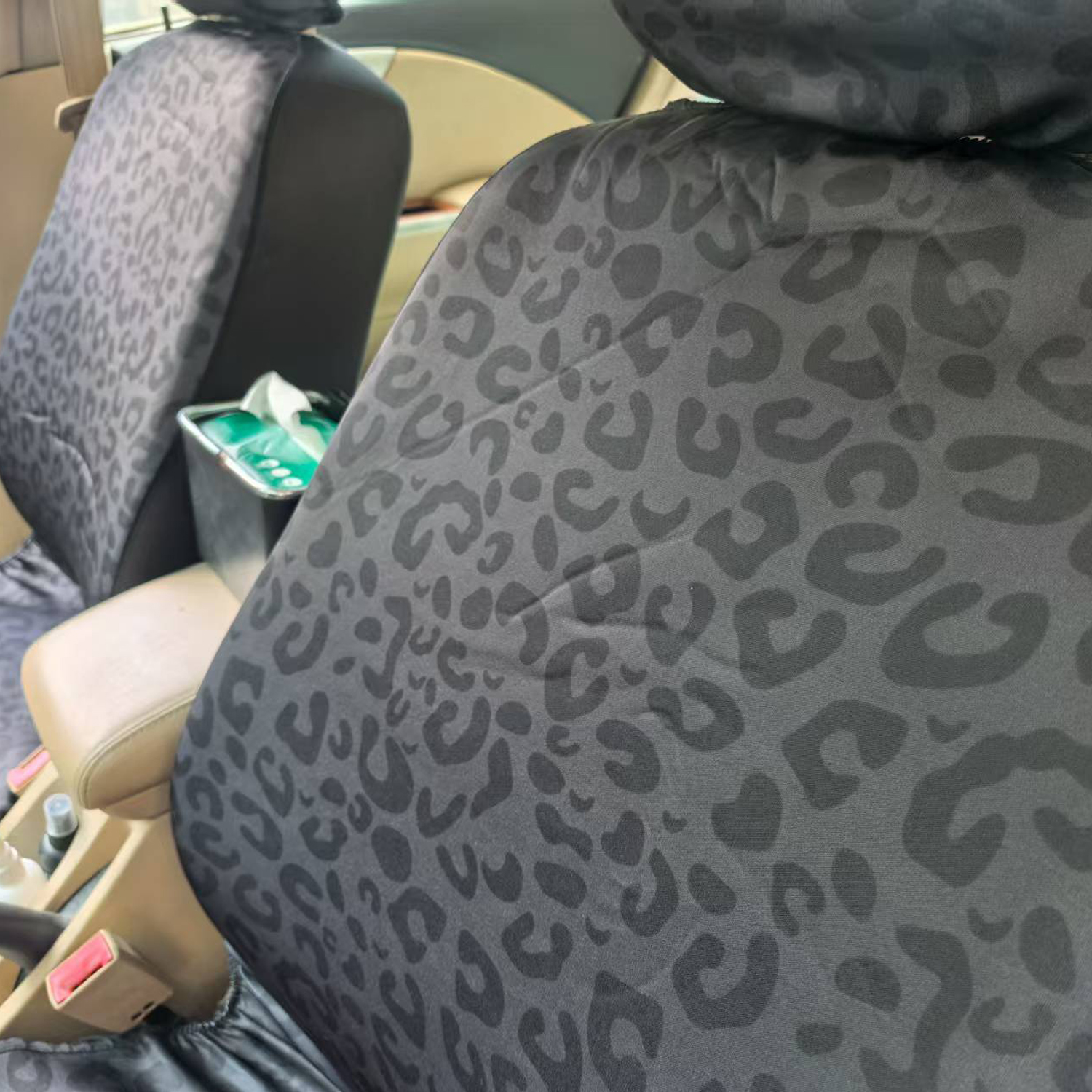 5-Seat Car Seat Cover, Classic And Timeless Design, Thin 2mm Thickness, Suitable For All Seasons photo 7