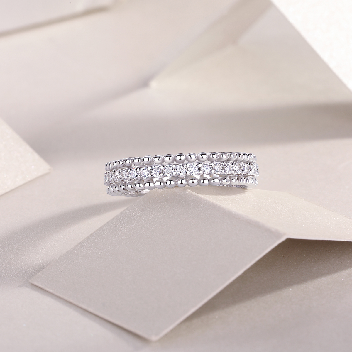 S925 Silver 2.4g Platinum Plated Moissanite Ring, 4.3mm Beaded & Pave Band, D VVS1 GRA US 5-9 photo 4