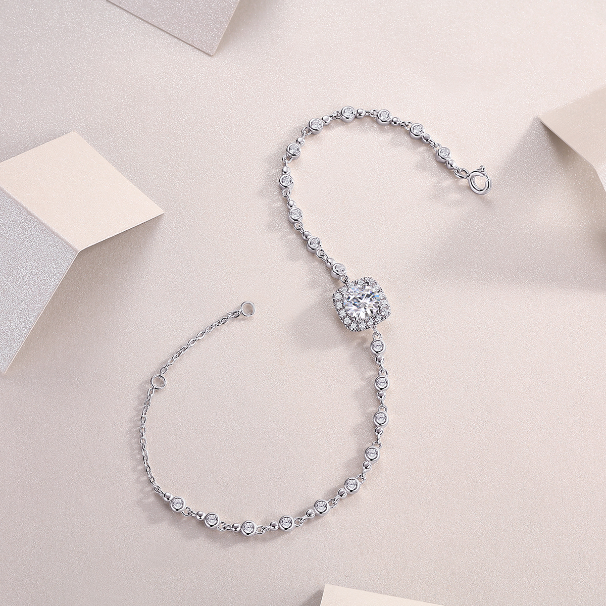 S925 Silver 1ct Cushion Halo Moissanite Bracelet, D VVS1 16&5cm Adjustable, GRA Certified photo 5