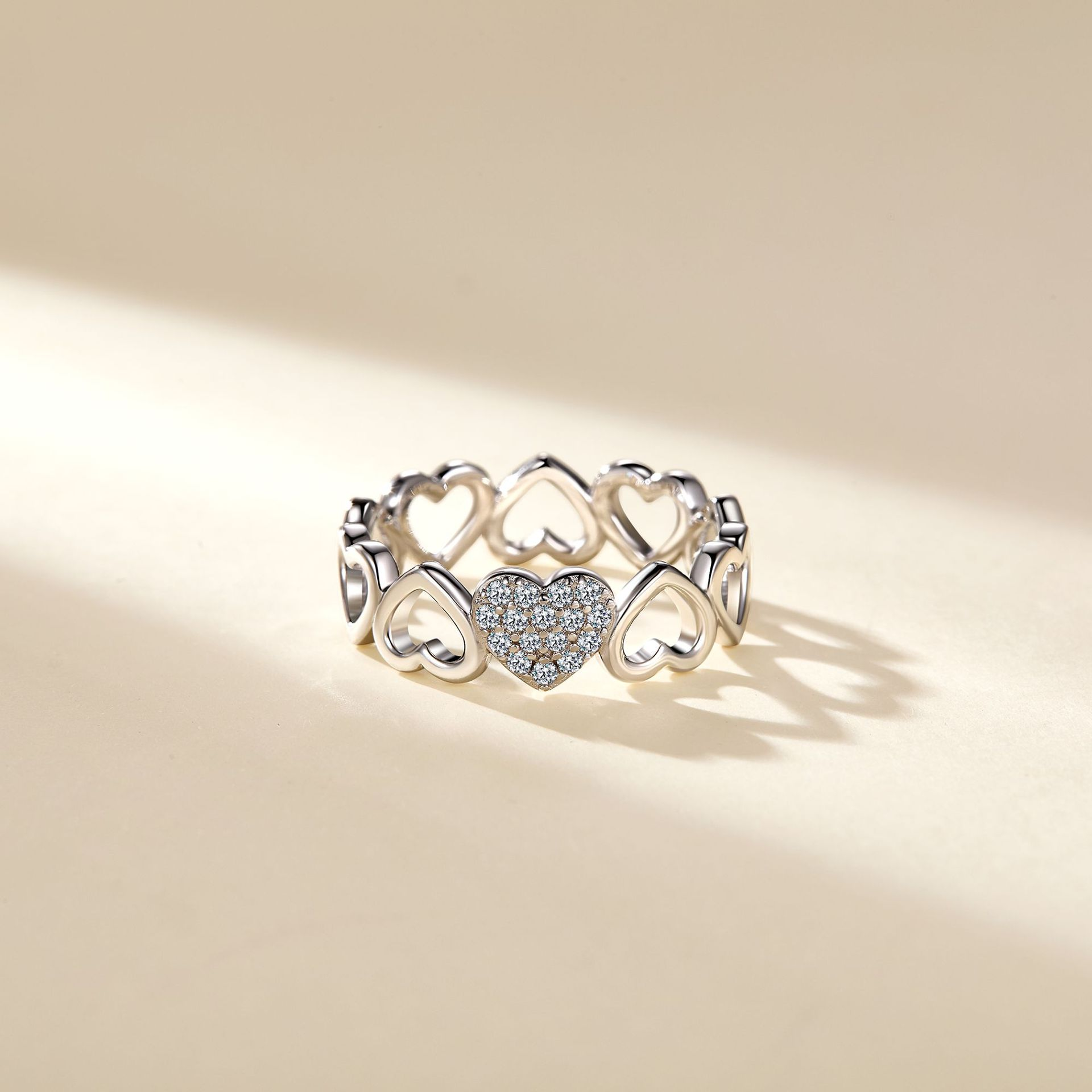 S925 Silver 2.7g Heart Link Moissanite Ring, D VVS1, GRA Certified US 5-8 photo 4