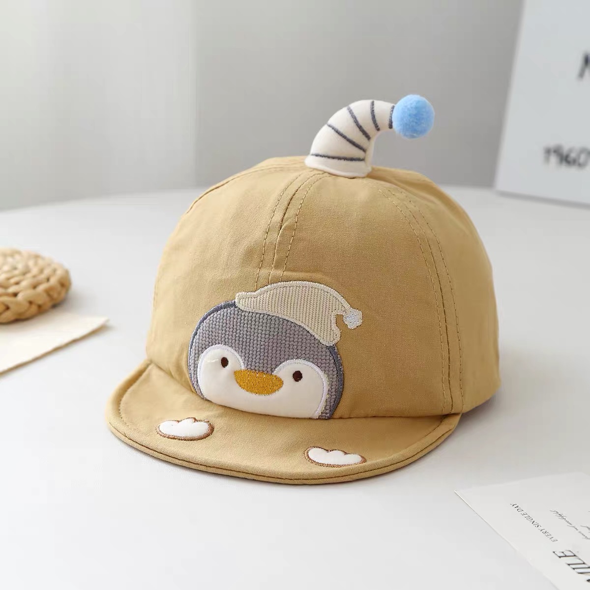 Summer Children's Penguin Embroidered Striped Jujju Soft And Cute Casual Style Baseball Cap Suitable For Babies Aged 0-3 Years Old photo 4