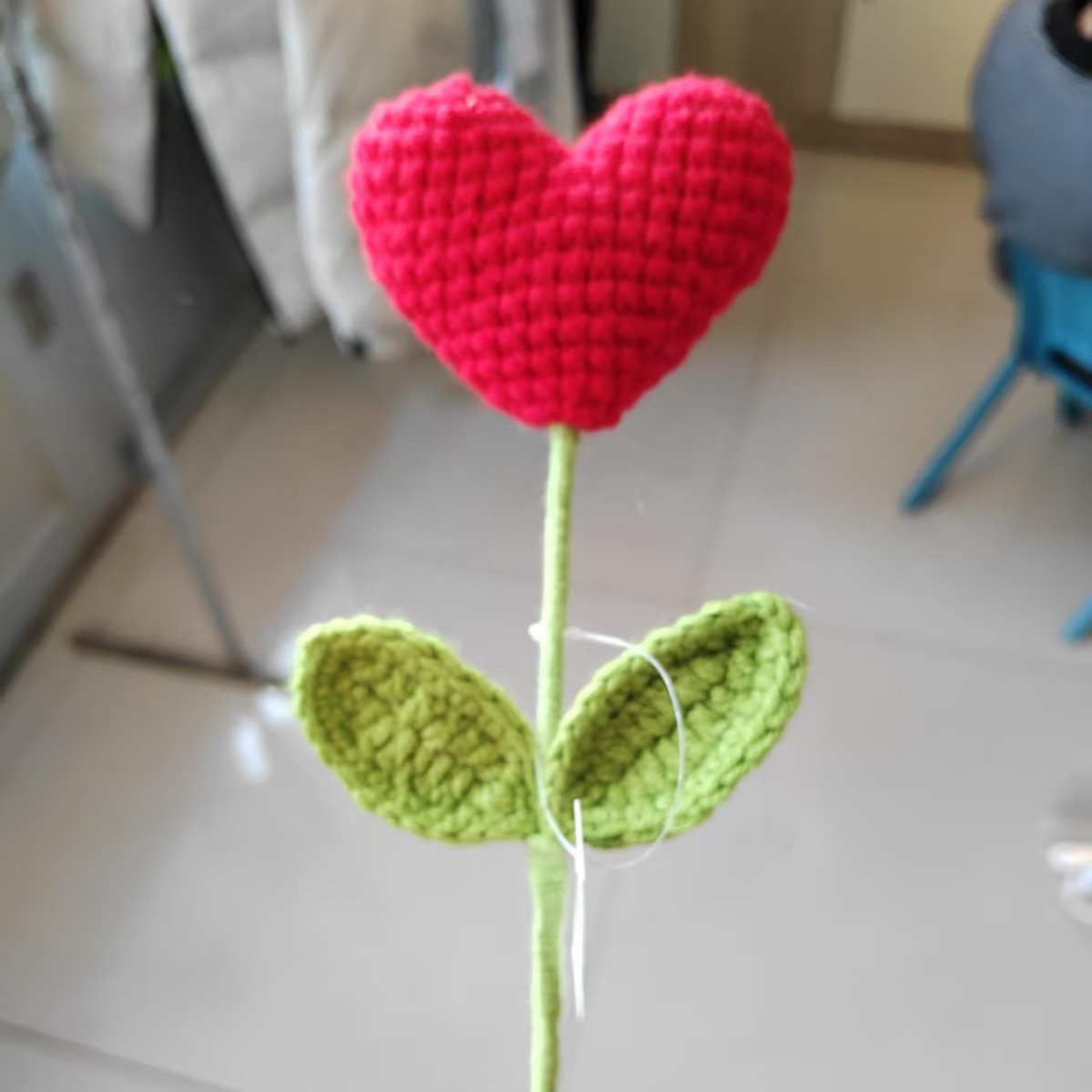 Finished Hand Crochet Yarn Heart Bouquet Valentine's Day Creative Gift Home Decor Ornament Knitted Artificial Flower photo 3