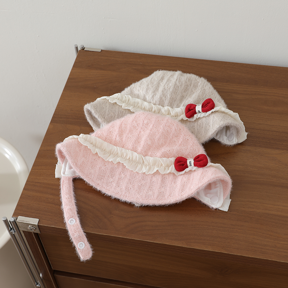 Sweet Style Children's Plush Beanie With Soft Wooden Earflaps And Pleated Edges, Red Bow Knitted Hat, Warm Fishing Hat photo 6