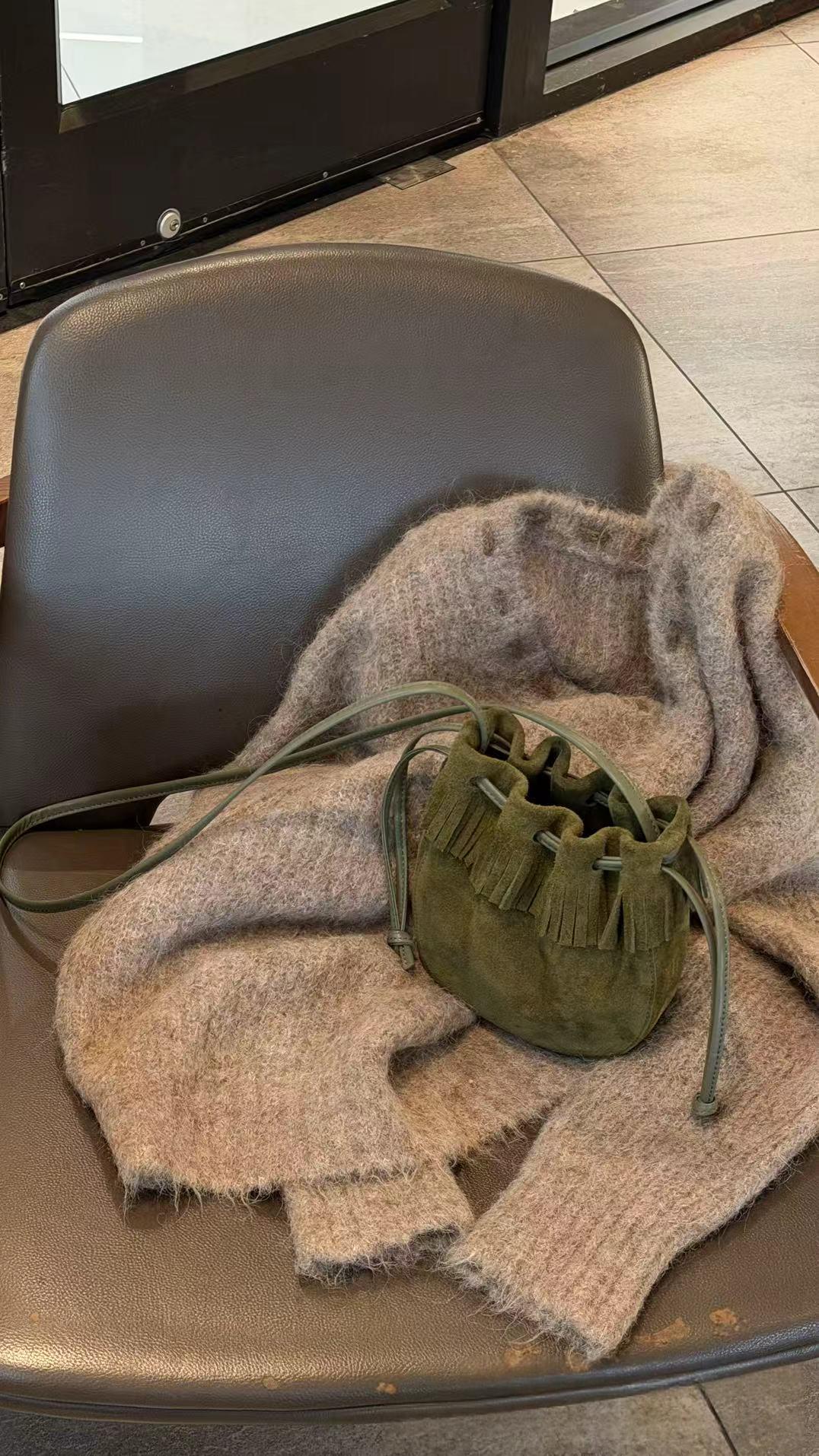 Tassel Bucket Bag, Genuine Leather Single Shoulder Diagonal Cross Bag, 2026 New Drawstring Armpit Bag, High-end Women's Commuting Small Bag - Green photo 3