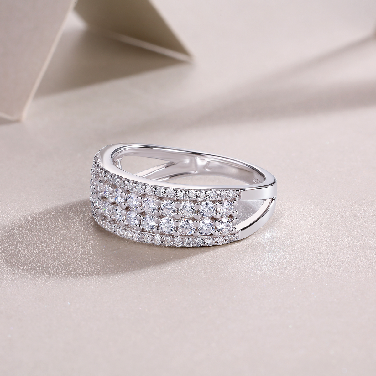 S925 Silver 3.6g Platinum Plated Moissanite Ring, 7.5mm Triple Row Pave Band, GRA Certified US 5-9 photo 2